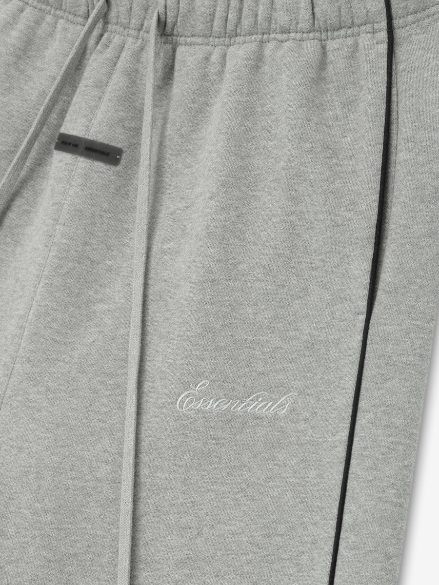 ESSENTIALS Relaxed Fleece Sweatpant With Piping